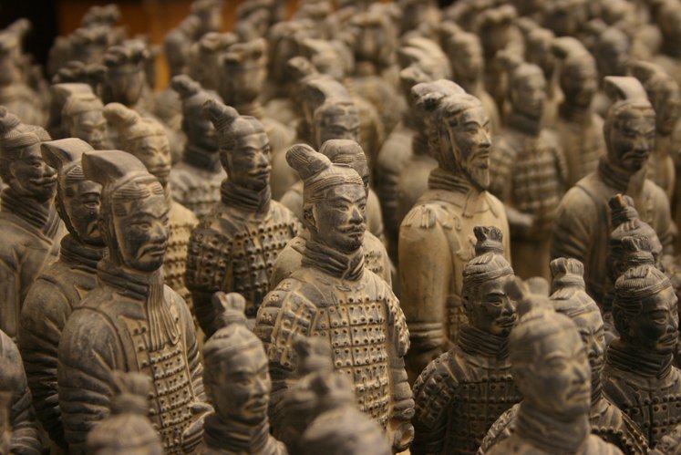 Armée en terre cuite