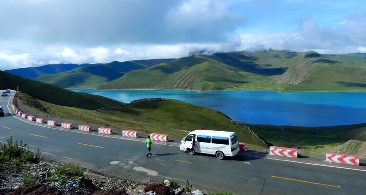 Lac Yamdrok