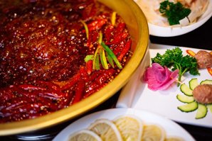 La cuisine du Sichuan sera trèsdifférente de la cuisine de chez vous, comme ce plat chaud.