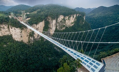 le pont de verre et le grand canyon