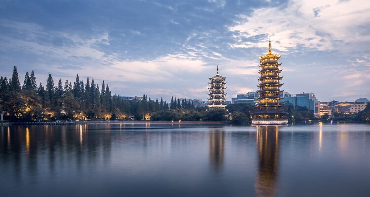 Les Deux Rivières et les Quatre Lacs
