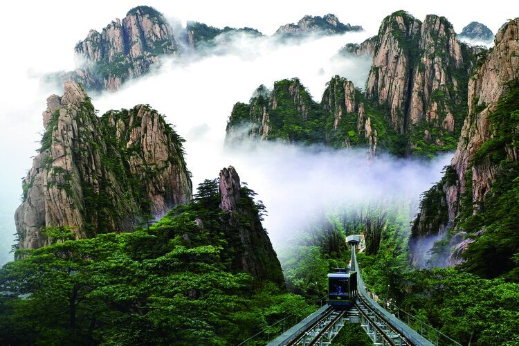 Monts Jaunes. Géoparc mondial et Patrimoine de l'UNESCO